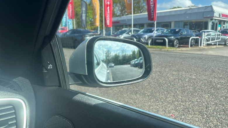 Volvo V40 T2 [122] R DESIGN Pro 5dr Geartronic Petrol Hatchback